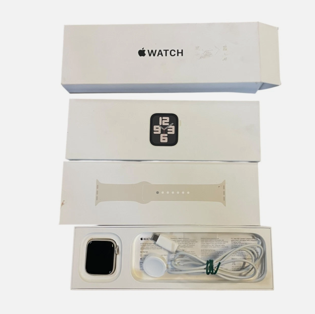 Apple Watch SE 2nd Gen (GPS) 40mm Aluminum Case w/ Starlight Sport Band MR9U3LL