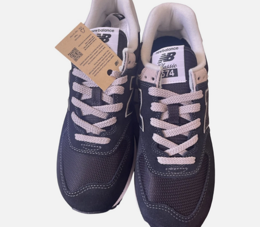 New Balance 574 Classic Mens Size 8 Black Gray Athletic Running Shoes Sneakers