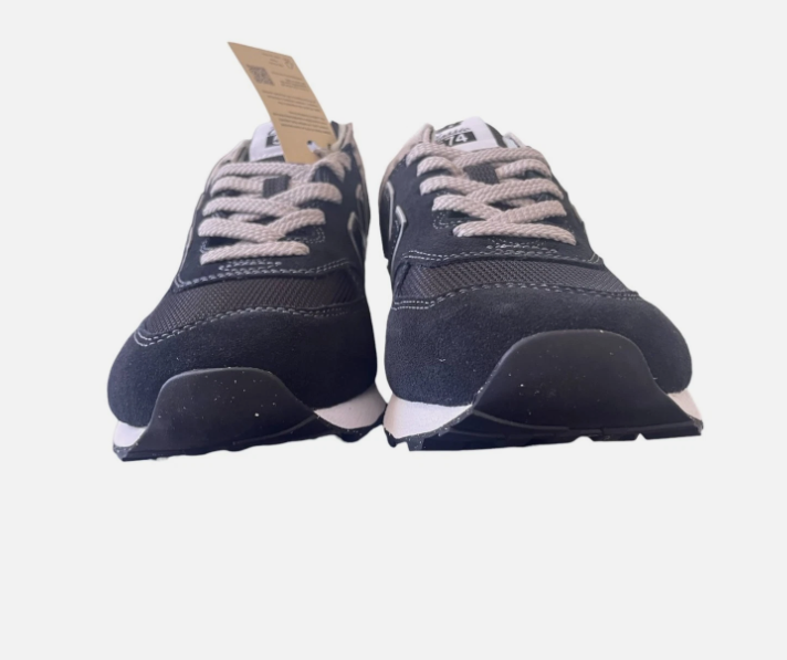 New Balance 574 Classic Mens Size 8 Black Gray Athletic Running Shoes Sneakers