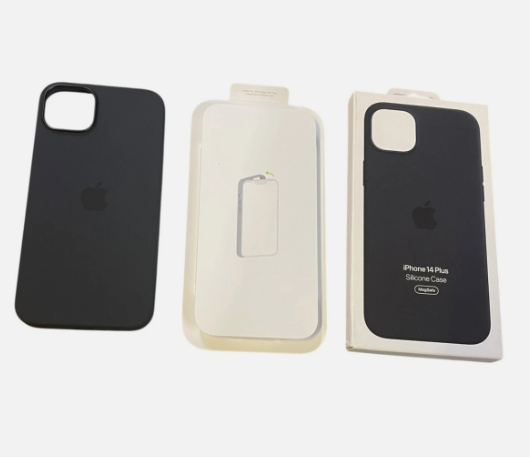 OEM Genuine Apple iPhone 14 Plus Silicone Case with MagSafe - Midnight