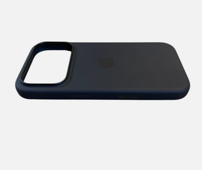 Apple iPhone 17 Pro Silicone Case with MagSafe – Black