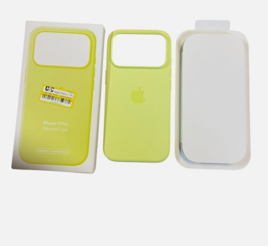 Apple iPhone 17 Pro Silicone Case with MagSafe – Neon Yellow